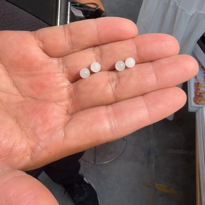 和田玉未镶嵌颈饰多样性，发一对