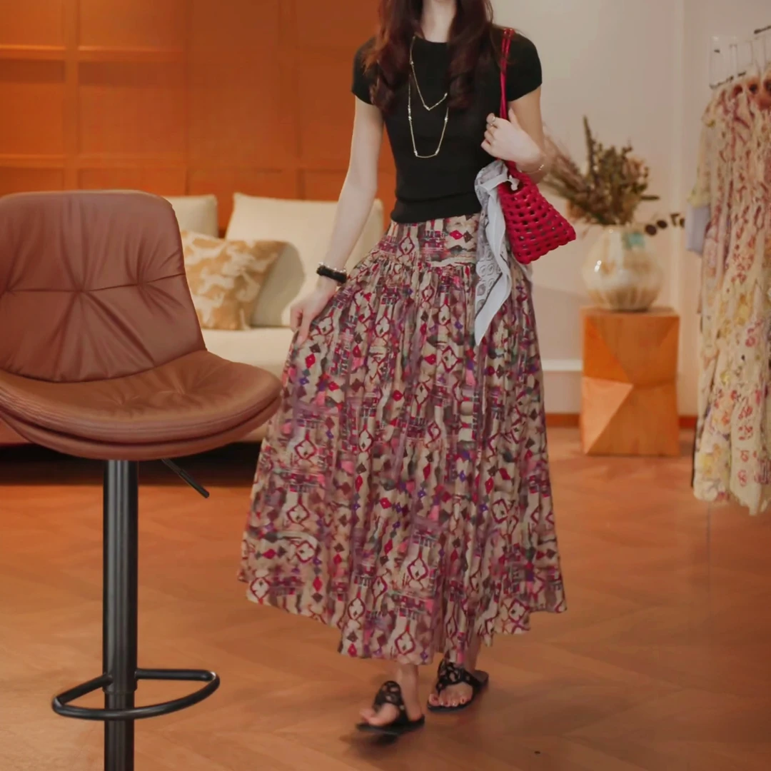 法式复古气质半身裙女2025年夏季高腰显瘦休闲度假风百搭裙子