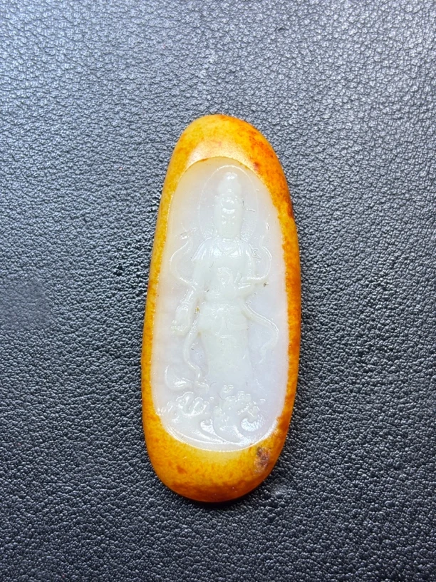 和田玉一级白站观音