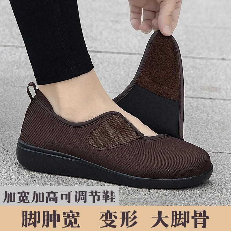 老北京布鞋女加肥大脚骨拇外翻脚肿宽松老人鞋软底防滑大码妈妈鞋