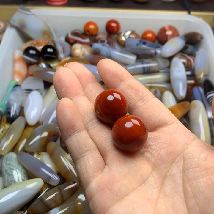 绊***°玛瑙/玉髓未镶嵌颈饰吊坠