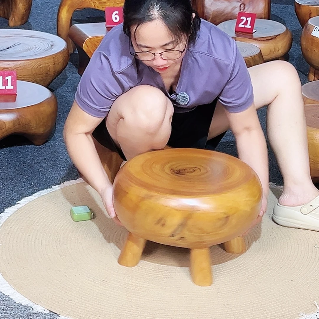 31 号香樟木尺寸：38-38-25cm