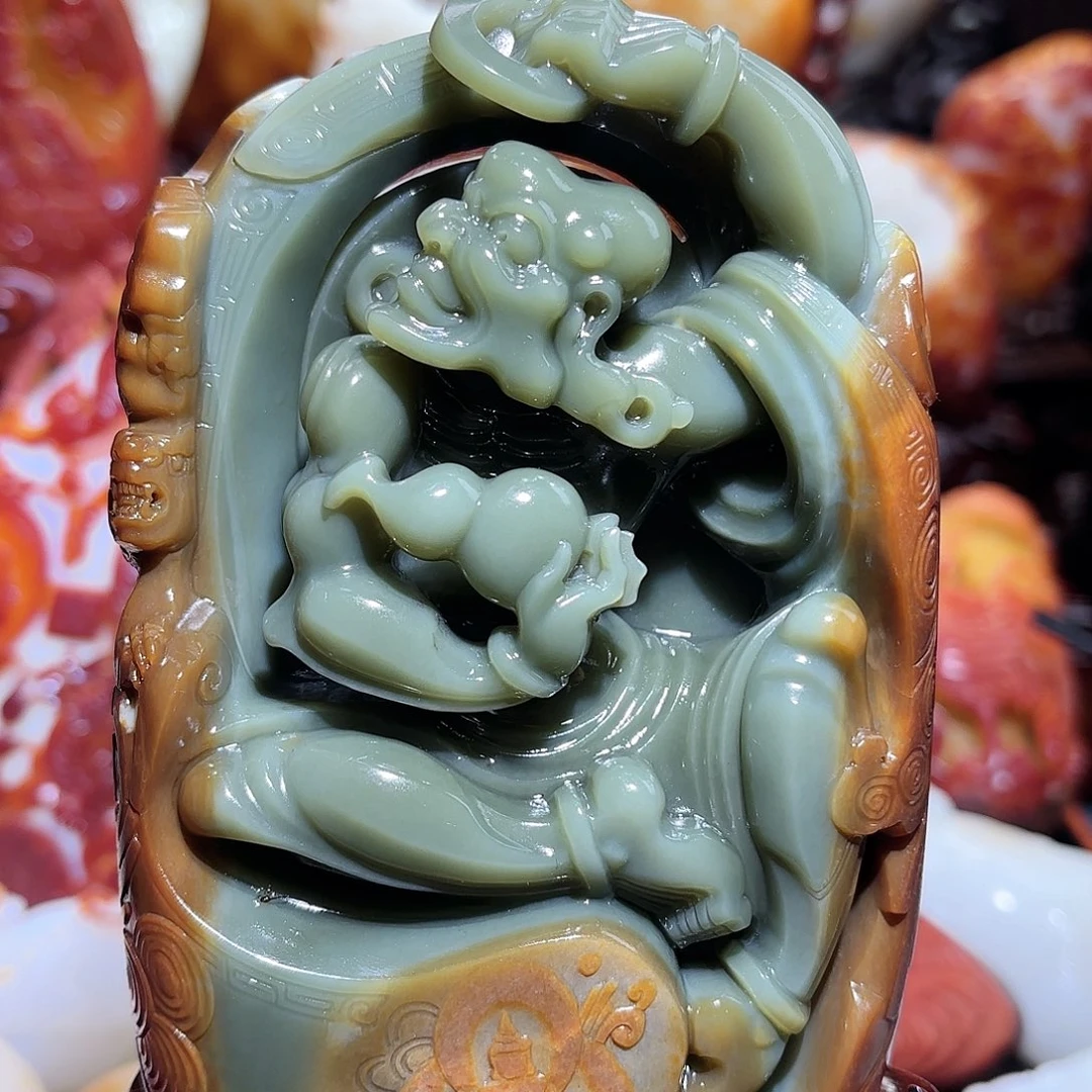 和田玉未镶嵌把件