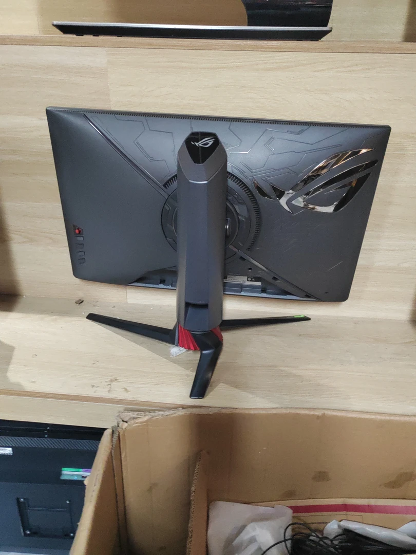 9新 ASUS/华硕 华硕27英寸2K 170Hz旋转升降电竞直屏显示器