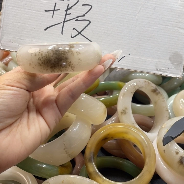 紫***光石英质玉钛钢珠宝奇石