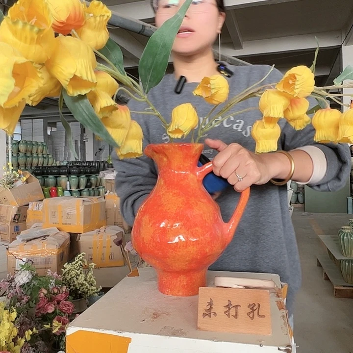 景德镇陶瓷花瓶工厂