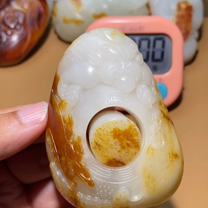 健***下和田玉未镶嵌颈饰