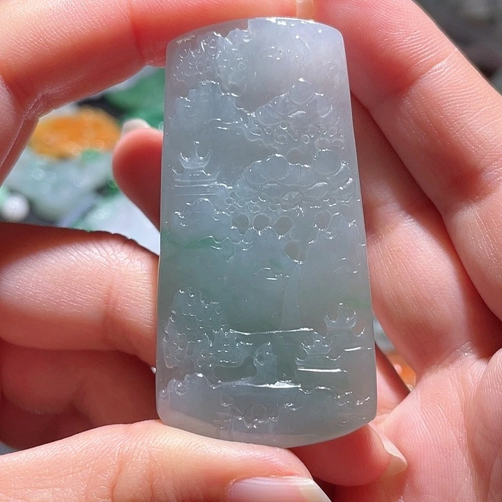 颈饰未镶嵌翡翠天