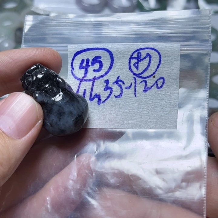 定制翡翠未镶嵌明天