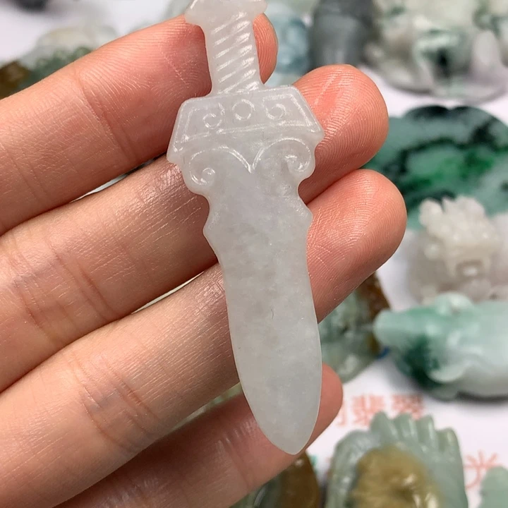 未镶嵌定制翡翠翡翠