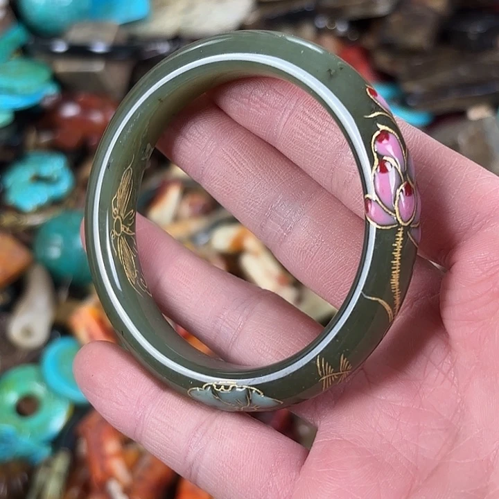 上***水和田玉未镶嵌挂件