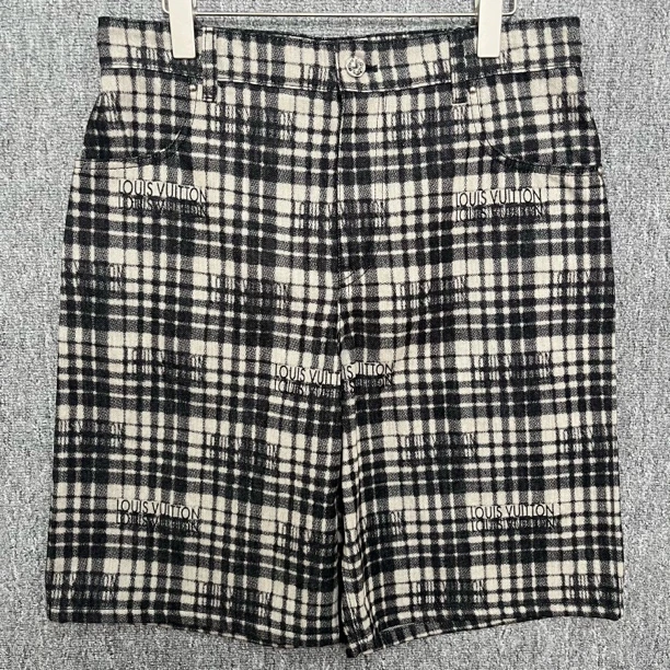 99新 LouisVuitton/路易威登 格纹满印牛仔短裤/30码/存放/12589