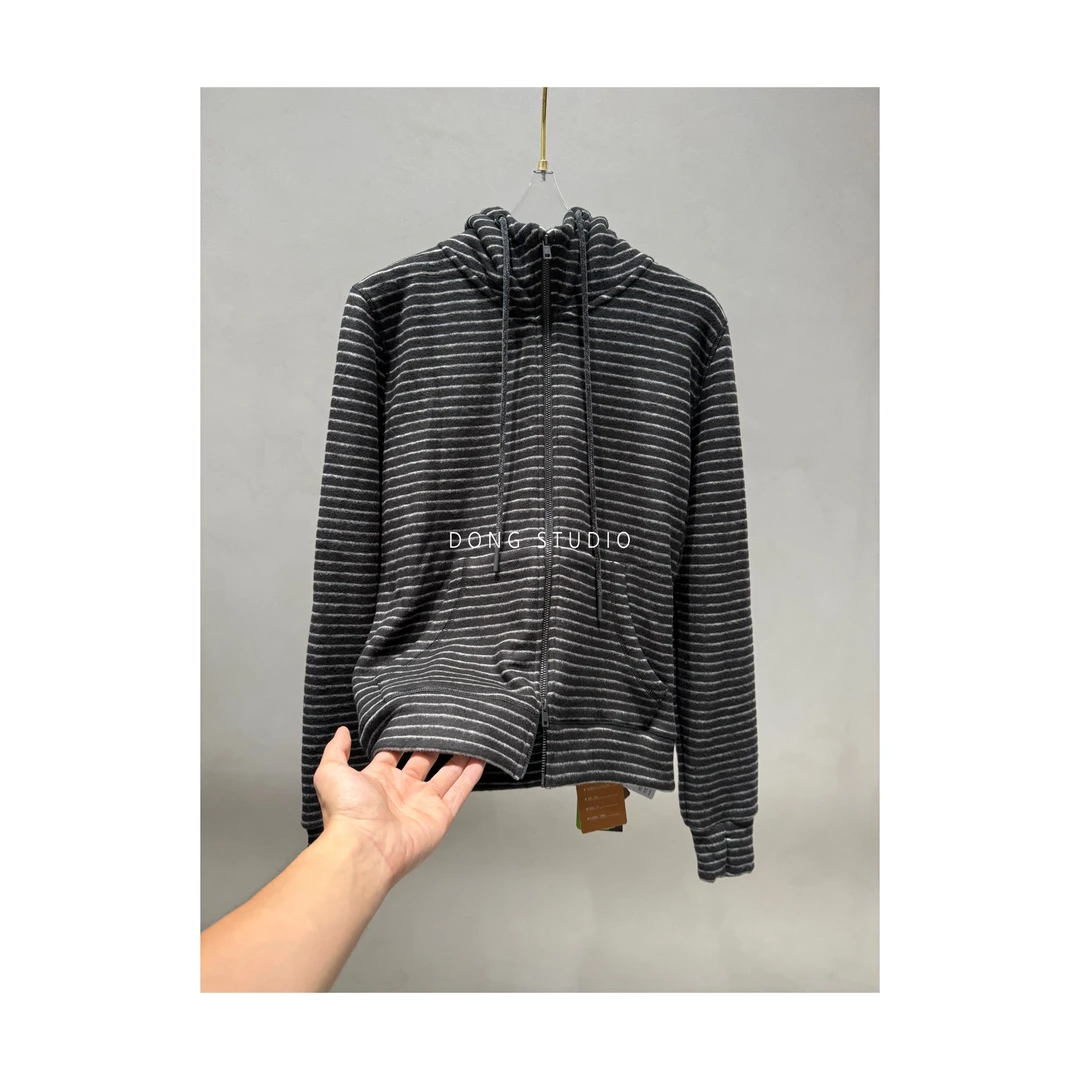 罗马系.软乎乎.进口加厚款休闲卫衣短外套I7270