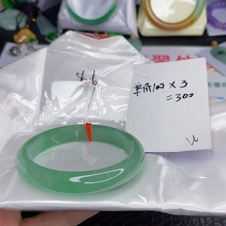 翡翠手镯未镶嵌用****8一图一物实物为准