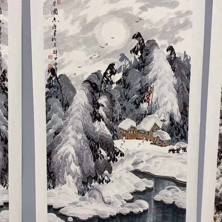 手绘作品等多种形式进行