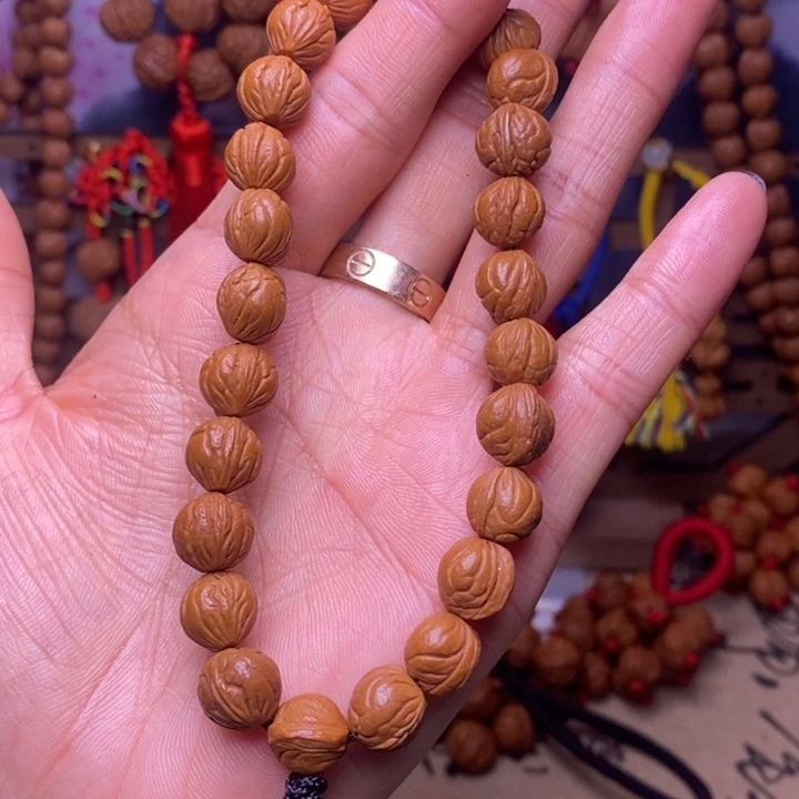 桃核吊坠龙纹桃枭