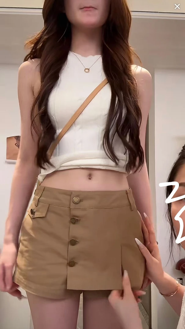 a字半身裙女夏季2025新款设计感包臀裙百搭工装短裙