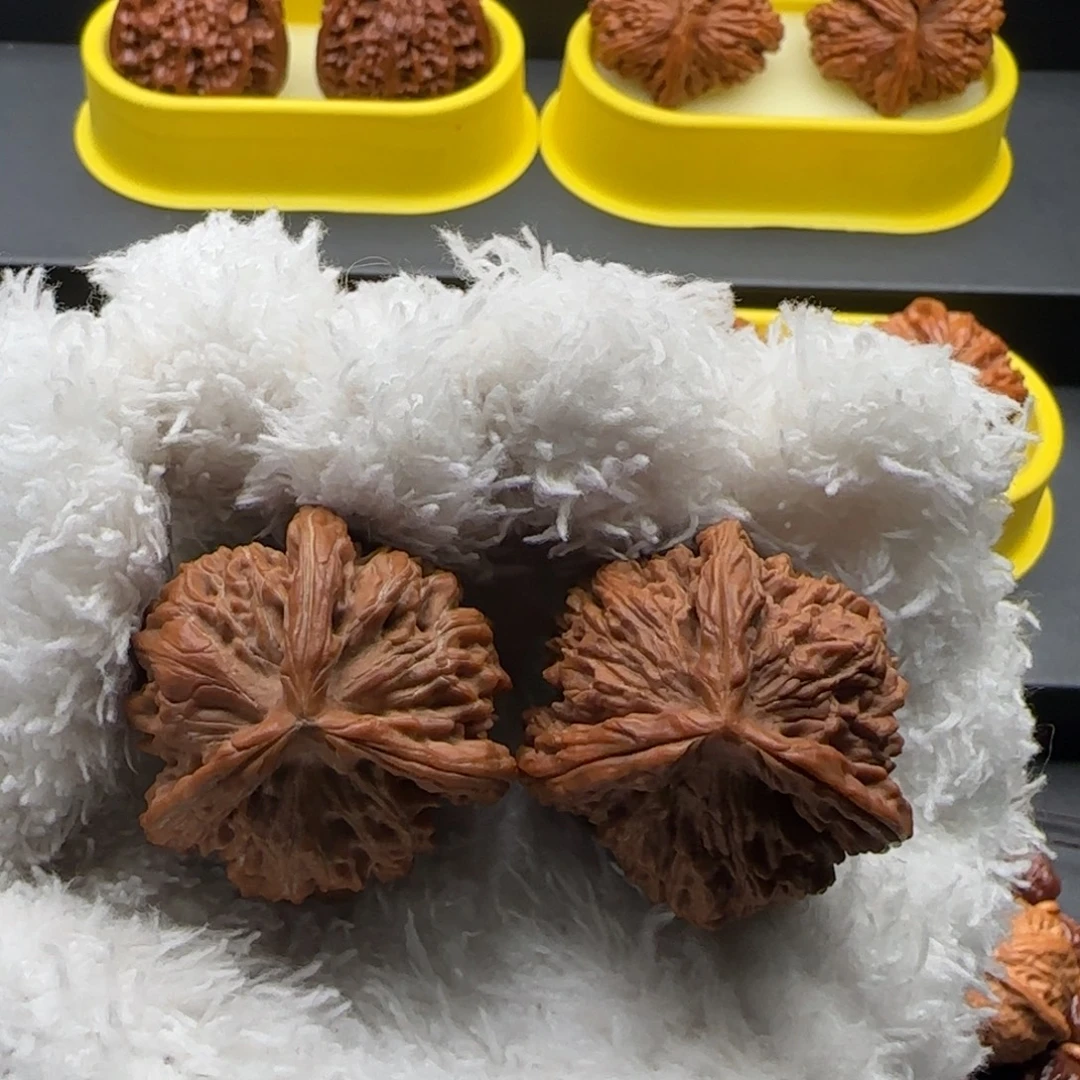 文玩核桃把件楼奔35