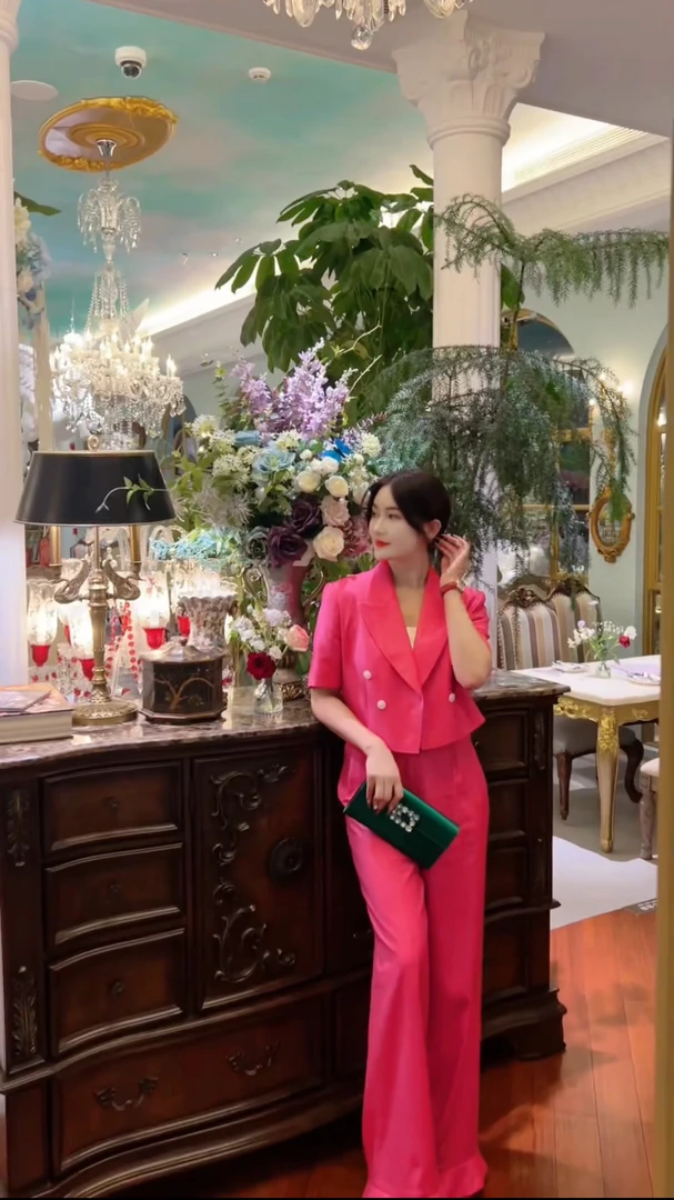 臻韩美夏季法式风玫红条纹短袖直筒裤套装气质时尚休闲女士春夏