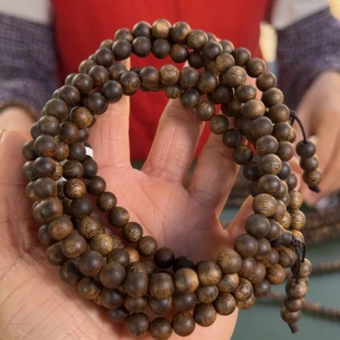 沉香手串乌身红土18克卡0.7多样性发1条