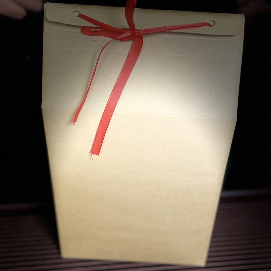 2018年老班章茶王地古树纯料500g生茶