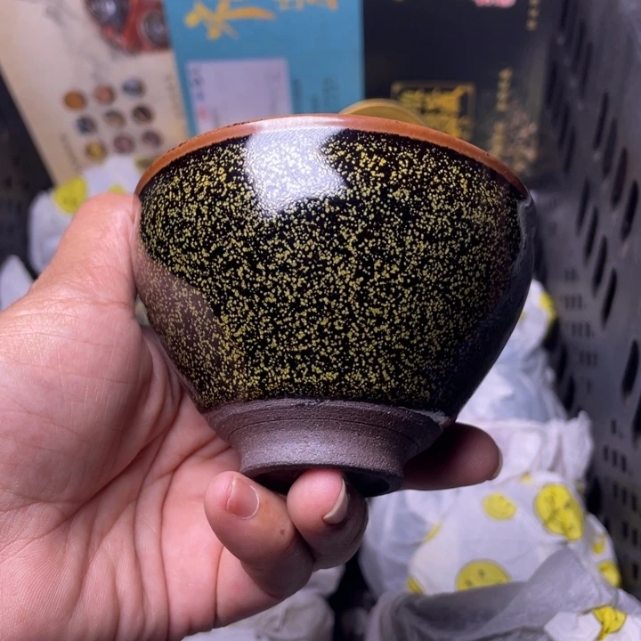 茶盏我不是很懂我为什么