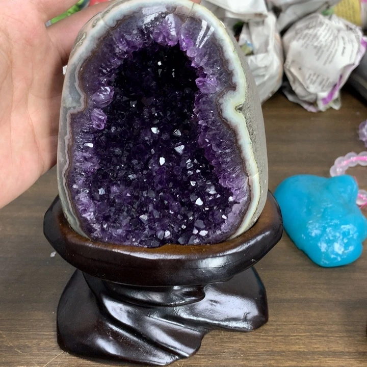 未镶嵌水晶大型摆件（非配饰）