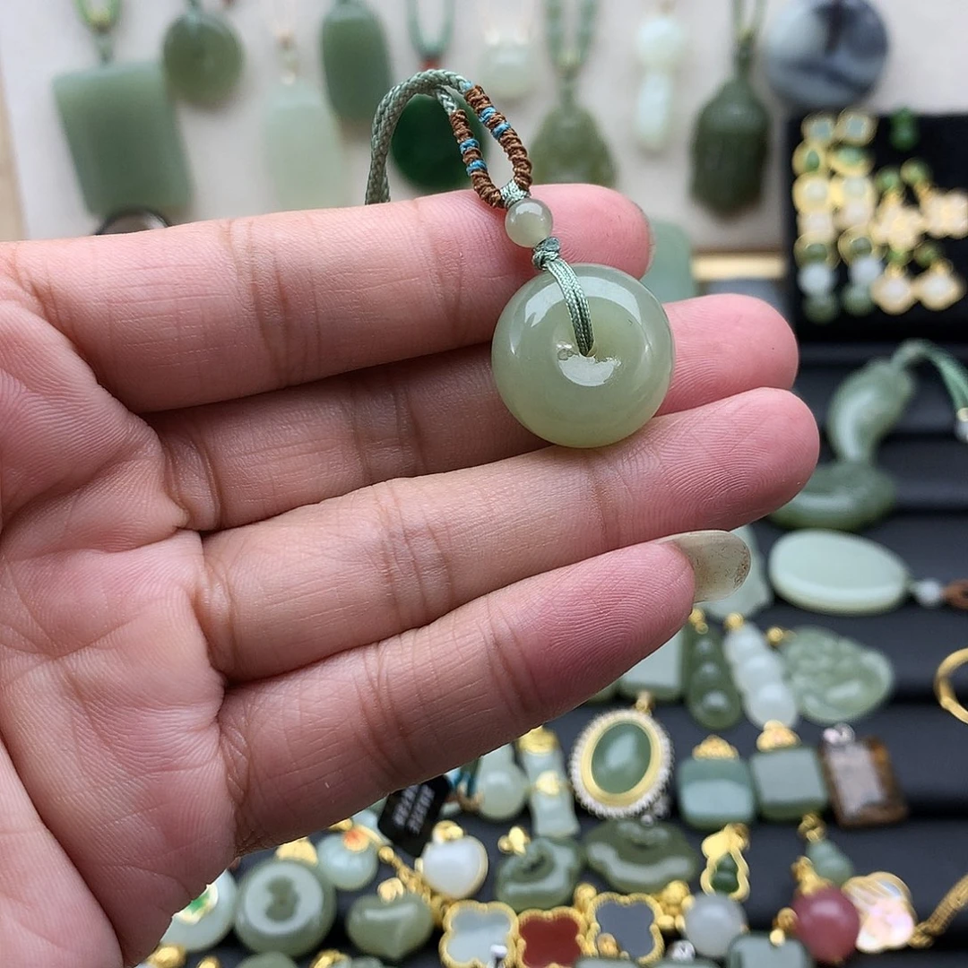 吊坠(不含链)未镶嵌和田玉