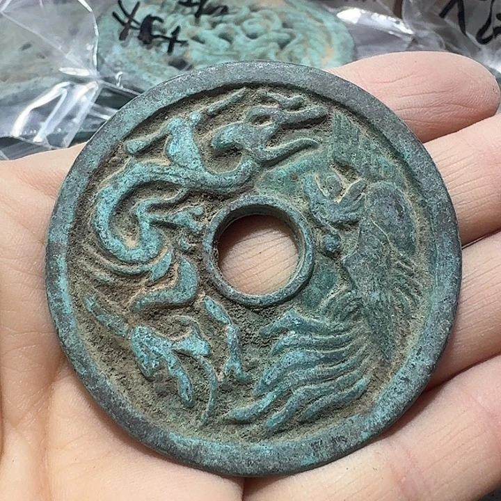 弟***槃铜现代工艺品花钱