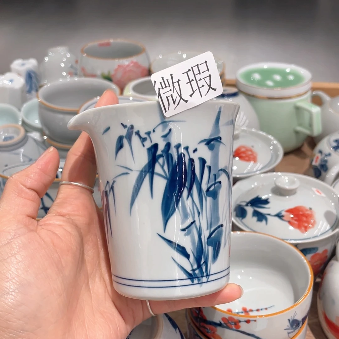 釉下彩纯手绘有瑕