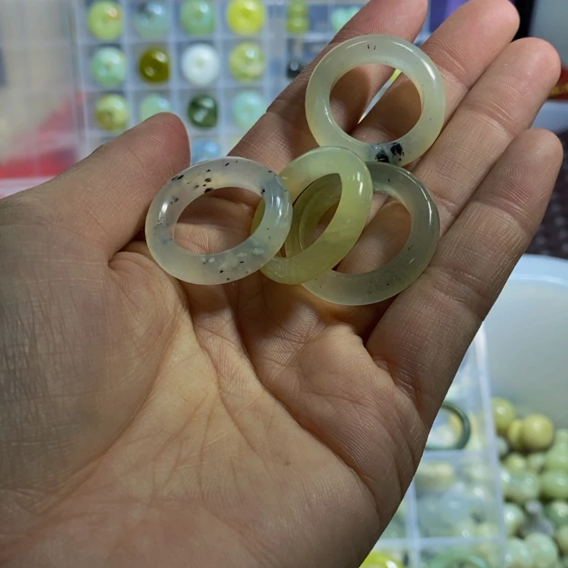 【闪购商品】蛇纹石玉散珠未镶嵌11