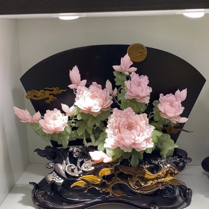 未镶嵌蛇纹石玉（覆膜）珠宝奇石