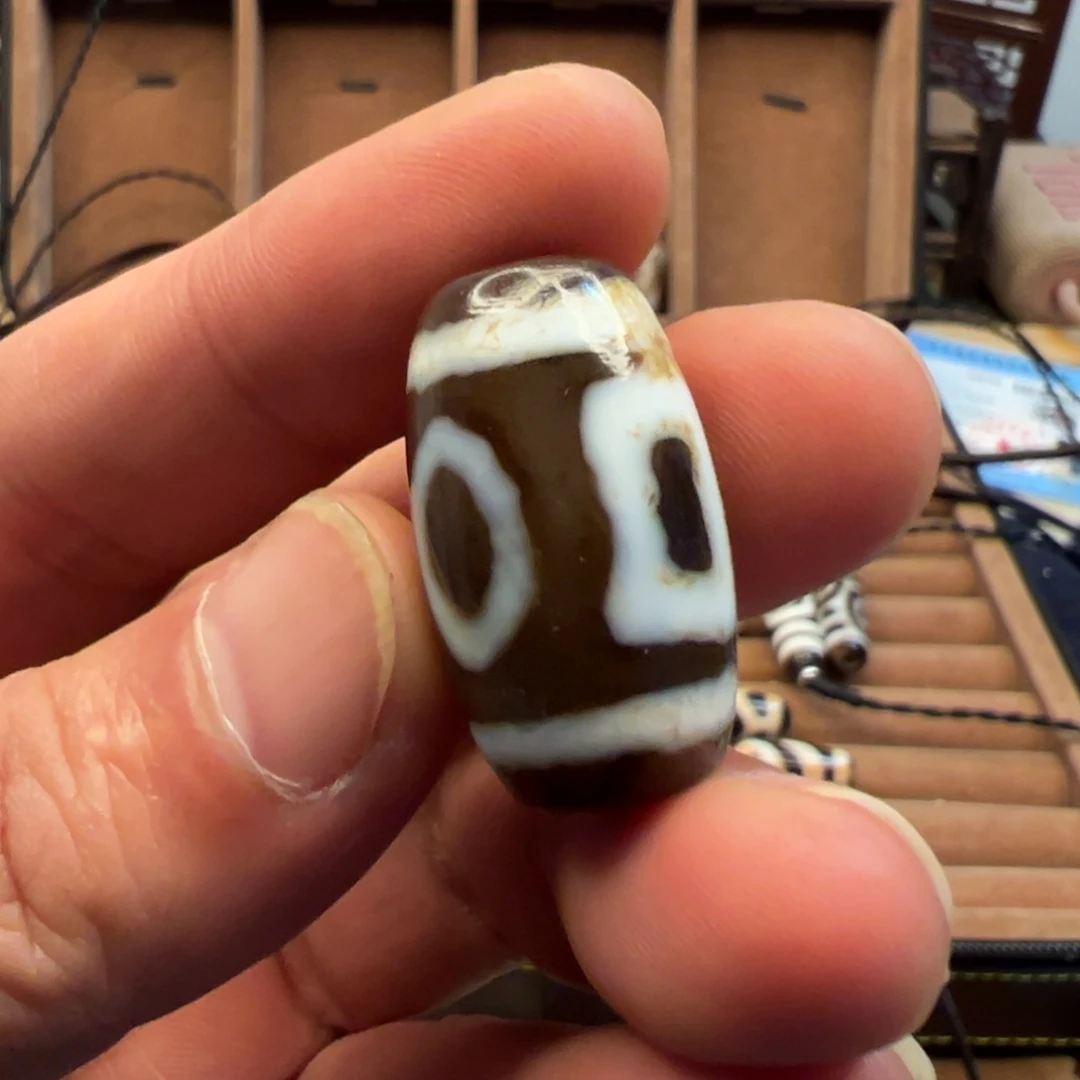 奕***玛瑙/玉髓未镶嵌颈饰