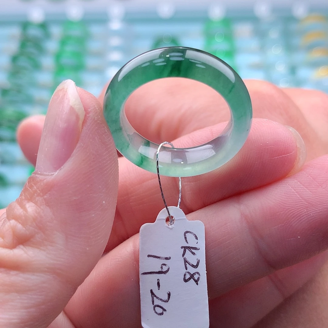 翡翠戒指未镶嵌A货缅甸翡翠