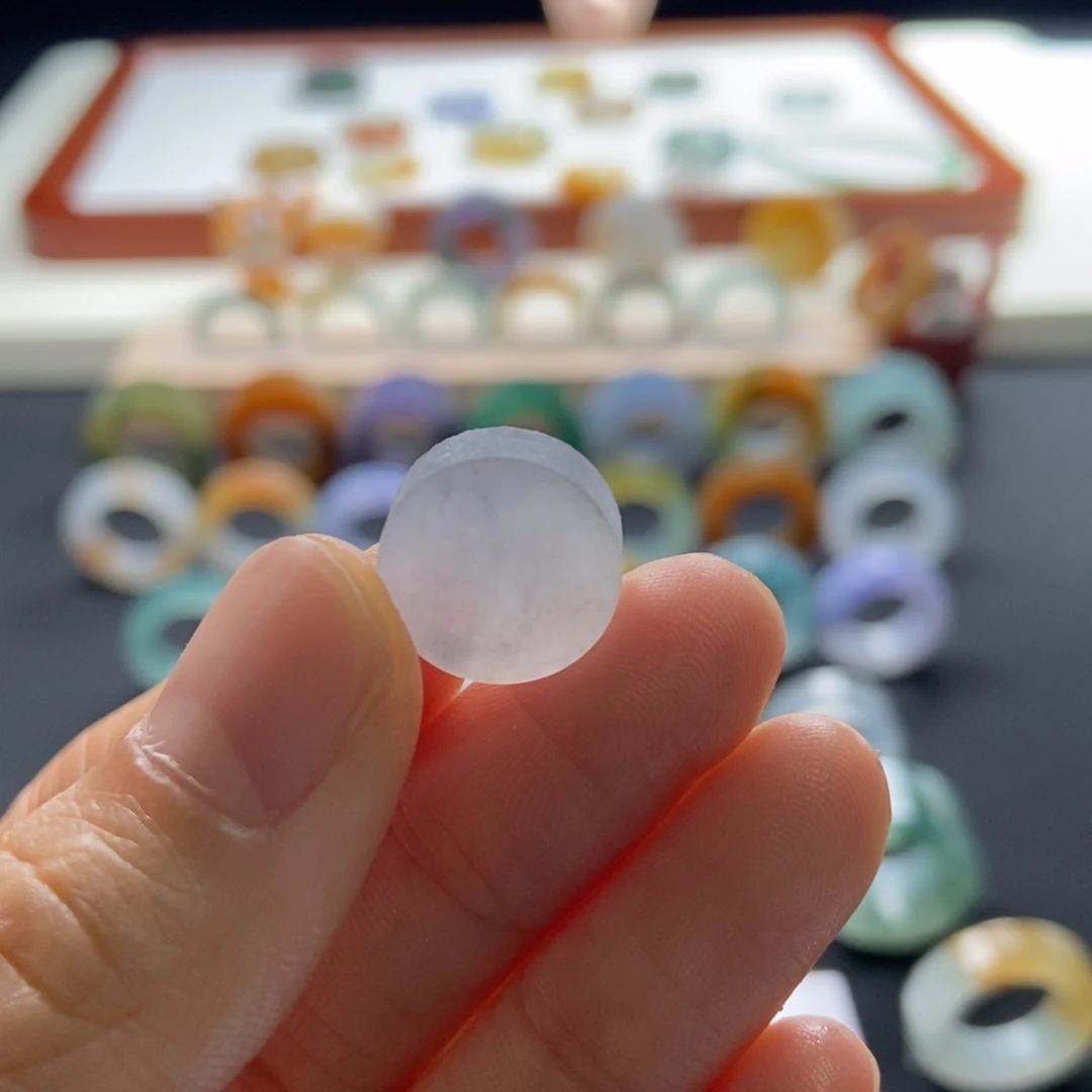 定制翡翠未镶嵌定制