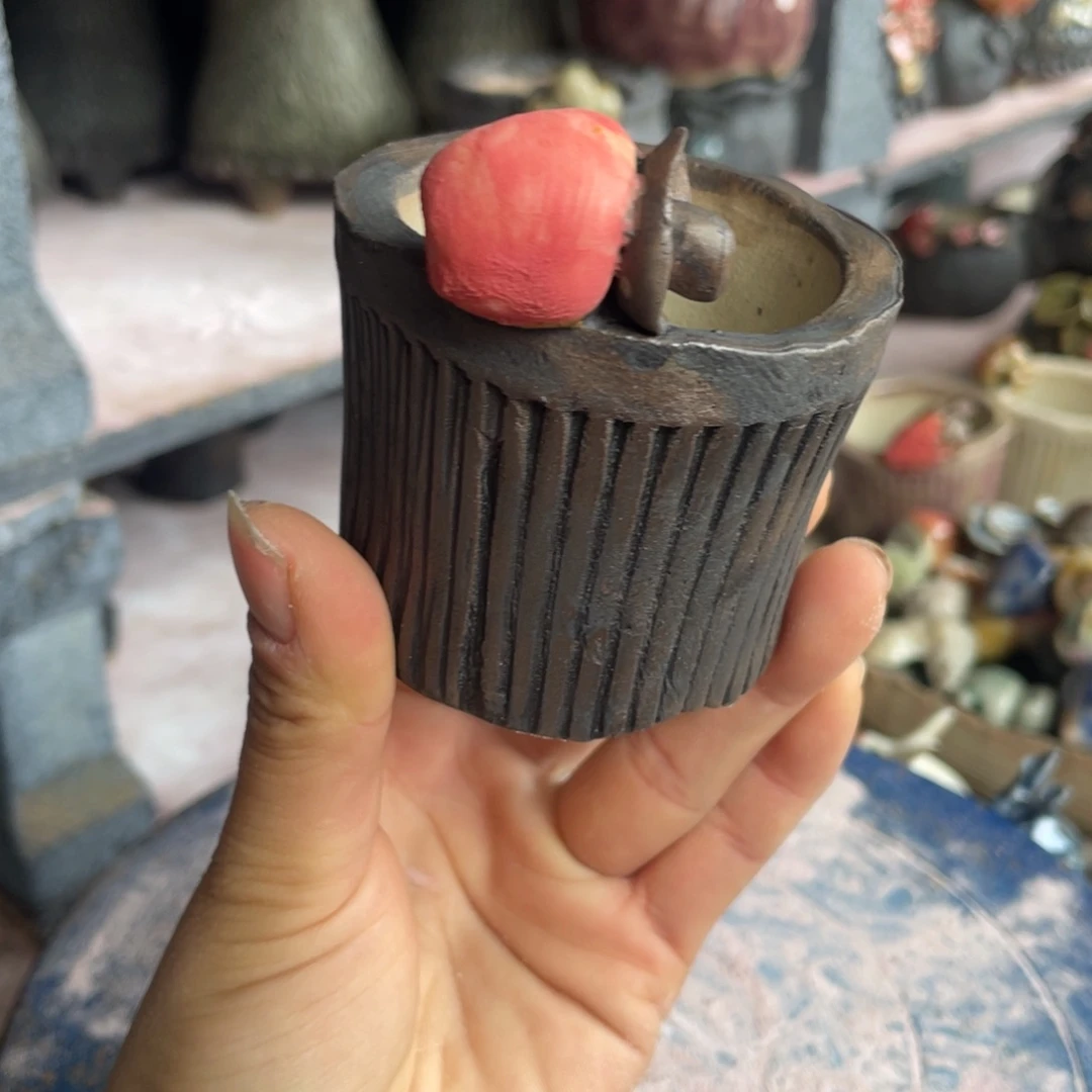 红陶一个人的时候就会想