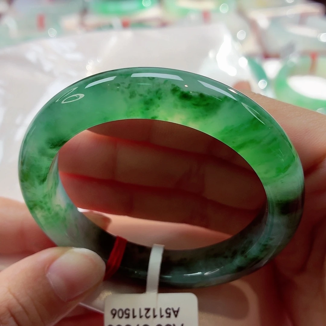 翡翠未镶嵌手镯绿，幽灵68-32