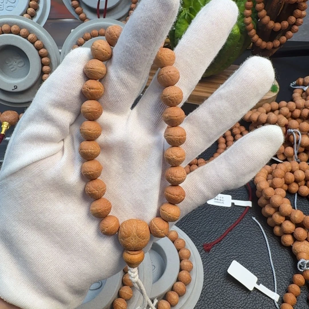 p***l凤眼菩提吊坠11.456素手持