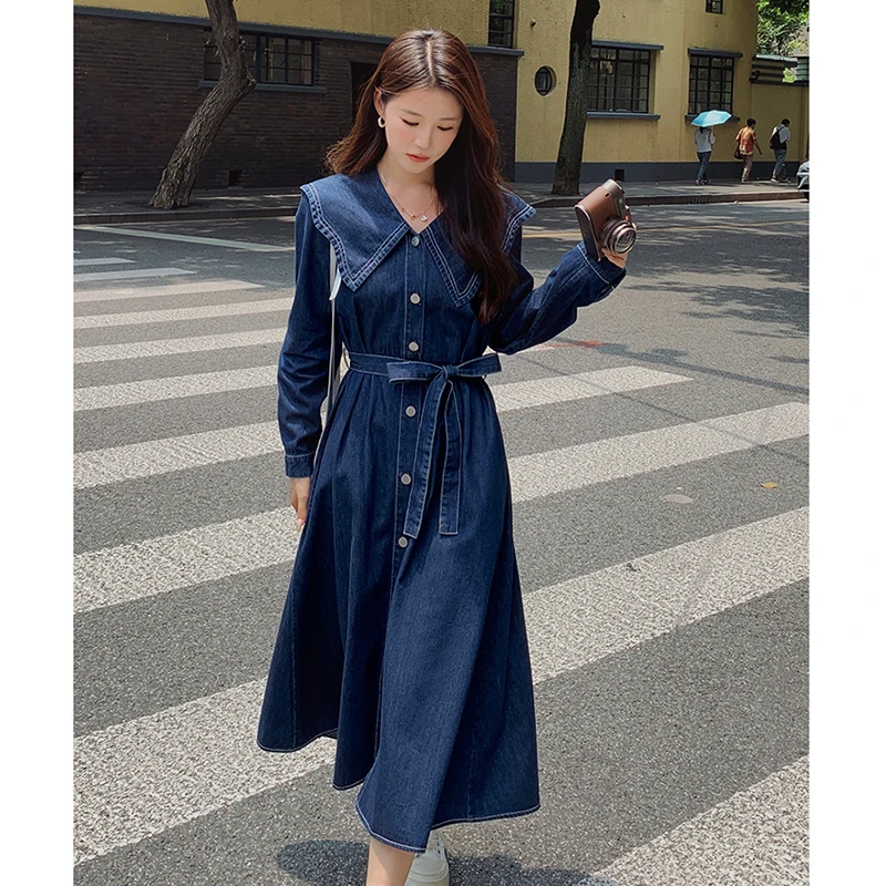 高级感收腰显瘦娃娃领牛仔连衣裙女2025年春秋新款法式复古长裙子