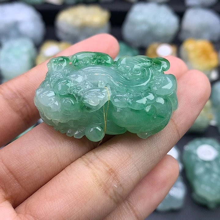 颈饰未镶嵌翡翠天然缅甸翡翠