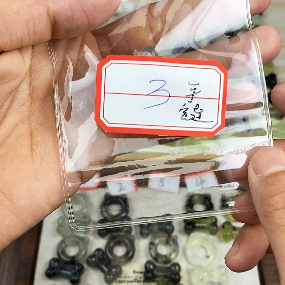 蛇纹石玉颈饰未镶嵌1***^