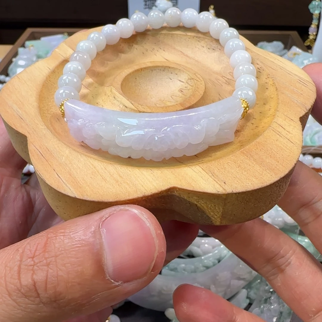 翡翠未镶嵌颈饰民*风冰春彩