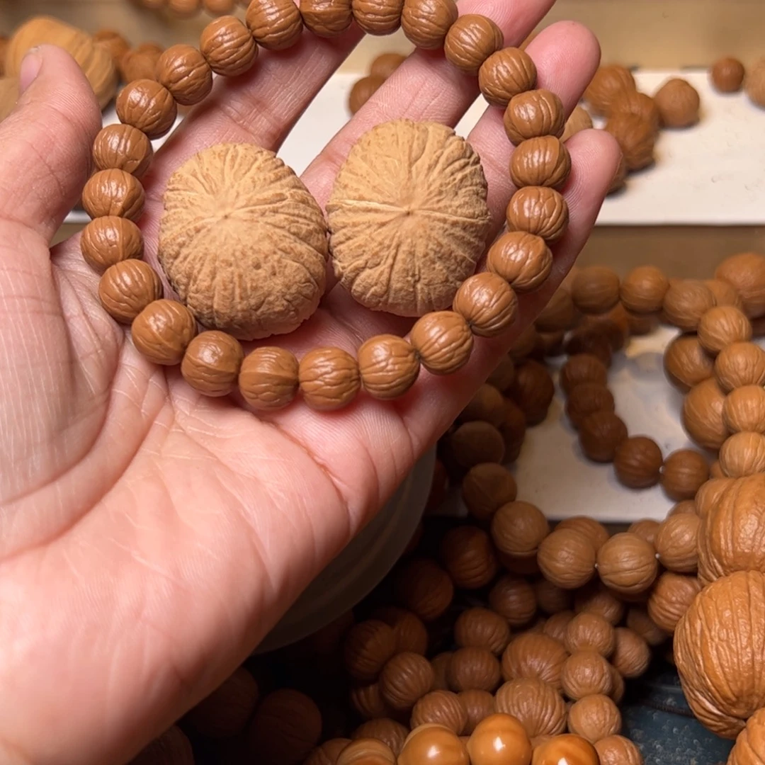 开***友猴头核桃吊坠南瓜1.09，元宝3.4