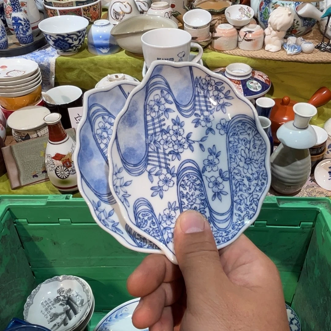 倾***衣其他散瓷，默认微瑕，完美者慎拍