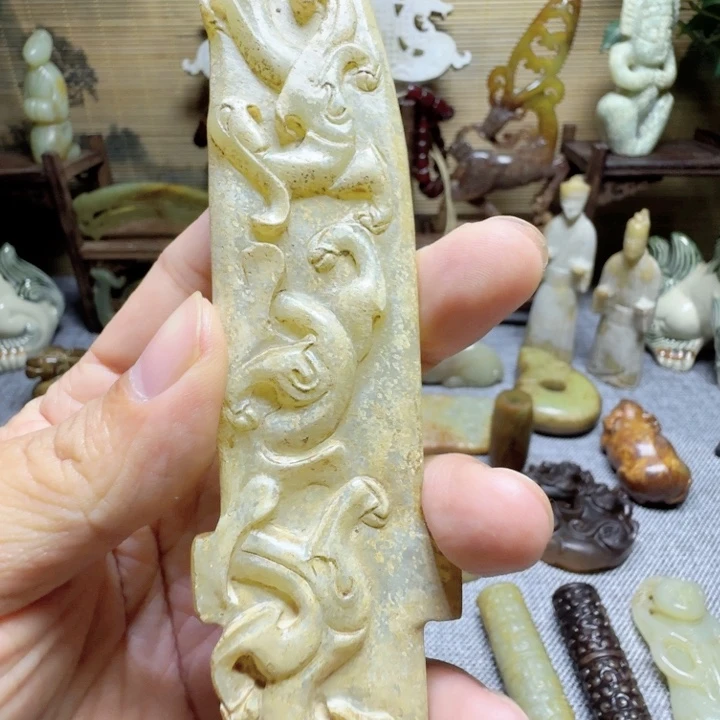 乐***央未镶嵌和田玉（糖玉）挂件