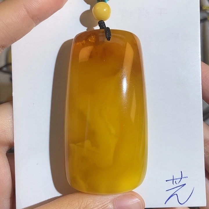 定制琥珀未镶嵌琥珀w