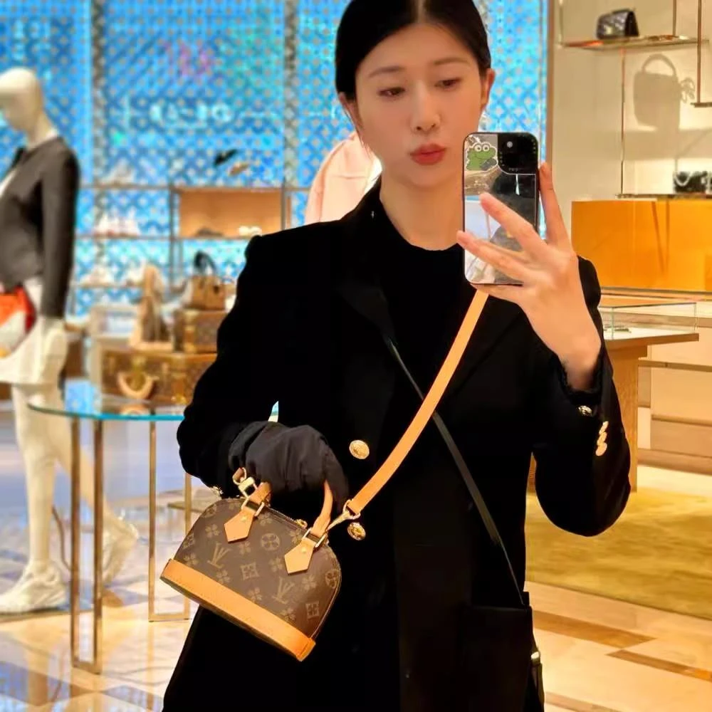 香港品牌2025新款女包复古老花迷你贝壳包百搭时尚单肩斜挎包包