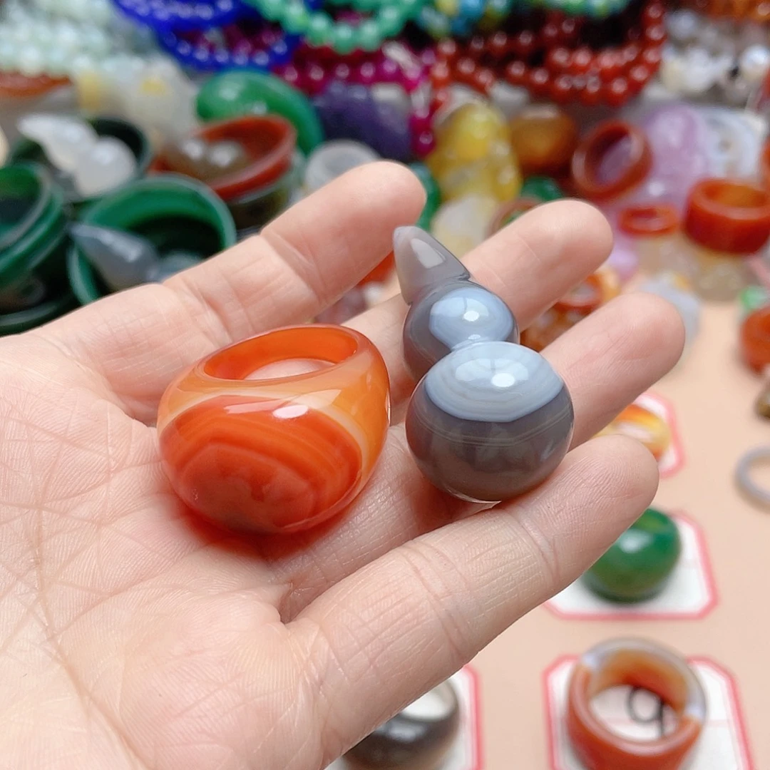 玛瑙/玉髓颈饰合金蒙***莎
