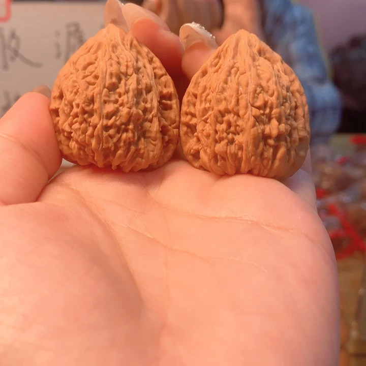 吊坠桃核35尺全品塔尖