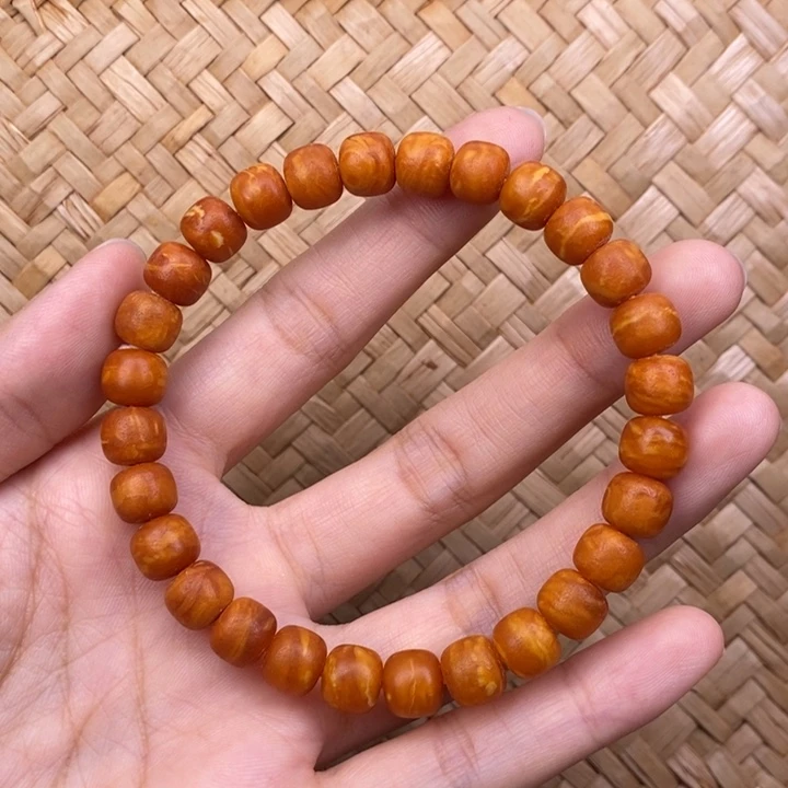 琥珀未镶嵌裸石蜜蜡M